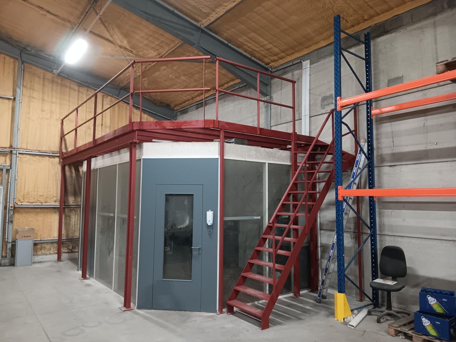 Mezzanine métallique industrielle Bonneville - Structure acier sur-mesure 74